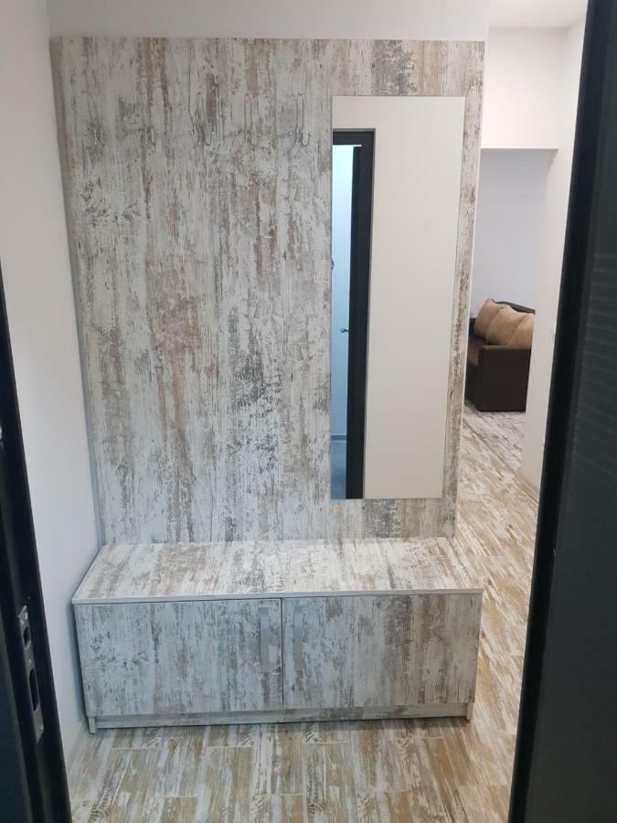 Silver Star Apartment 40M Uzhhorod Ngoại thất bức ảnh